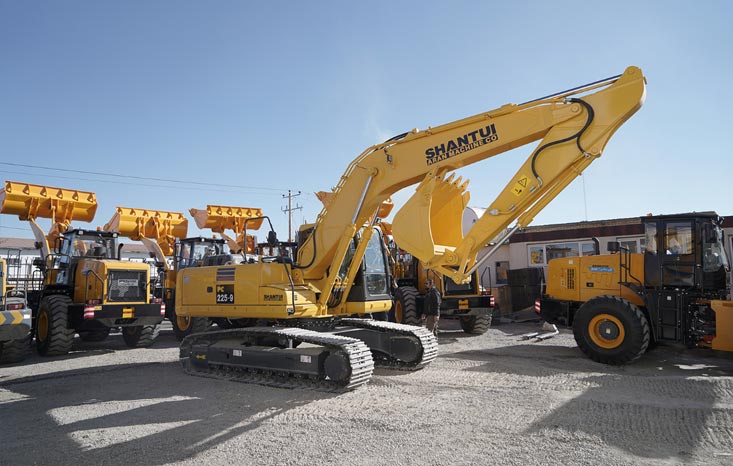 Shantui PC225 Excavator