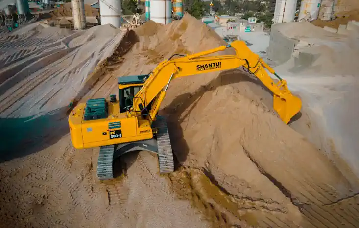 تجهیزات و ماشین آلات راهسازی و معدنی در ایران بیل مکانیکی و لودر