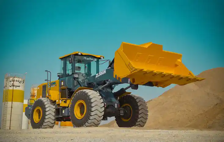تجهیزات و ماشین آلات راهسازی و معدنی در ایران بیل مکانیکی و لودر